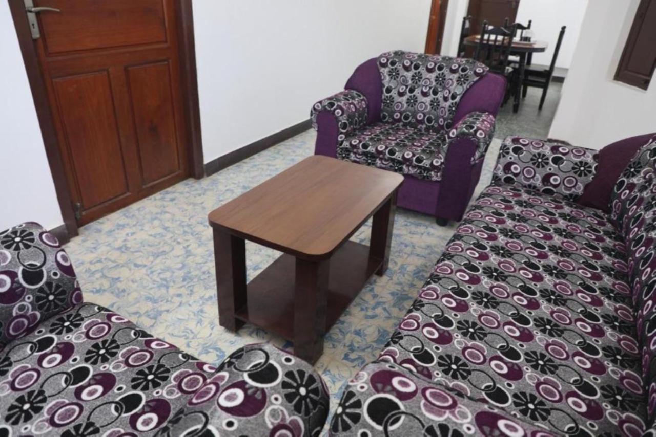 Bluemoon Homestay ปอนดิเชอรี ภายนอก รูปภาพ