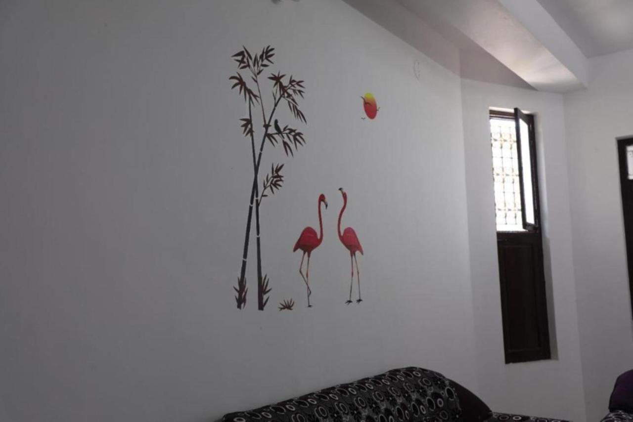 Bluemoon Homestay ปอนดิเชอรี ภายนอก รูปภาพ